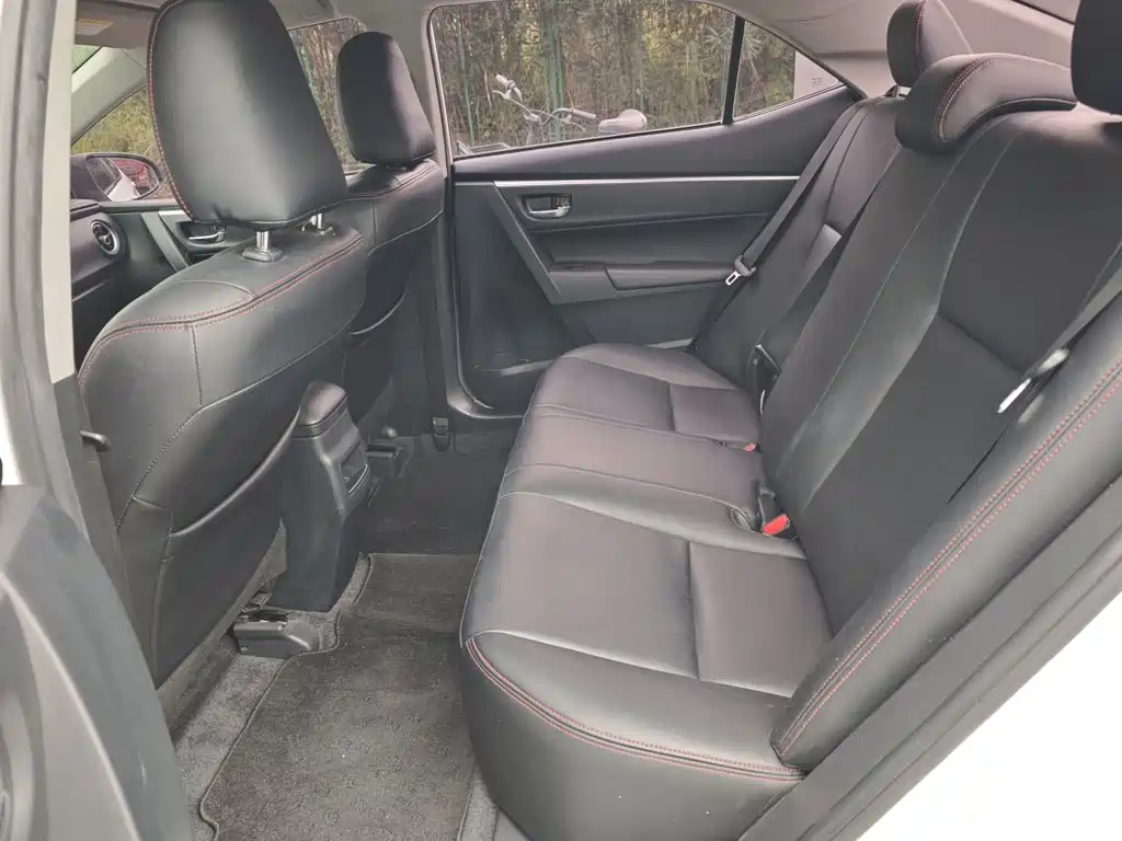 Toyota Corolla 2019 — фото 13