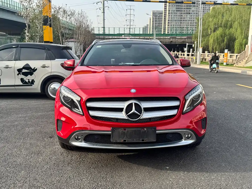 Mercedes-Benz GLA 2015 — фото 2