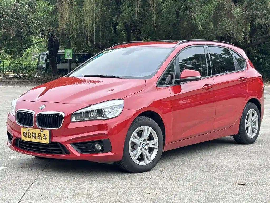 BMW 2 Series Station Wagon 2016 — фото 1