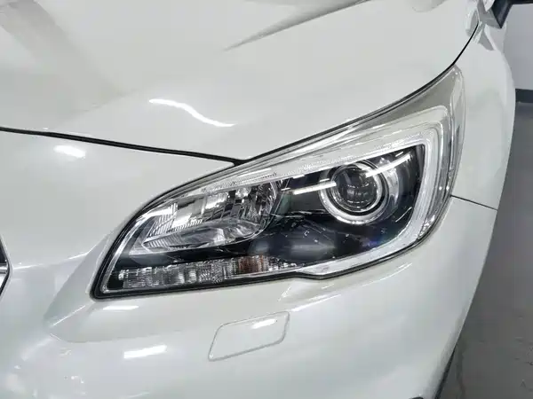 Subaru Outback 2015