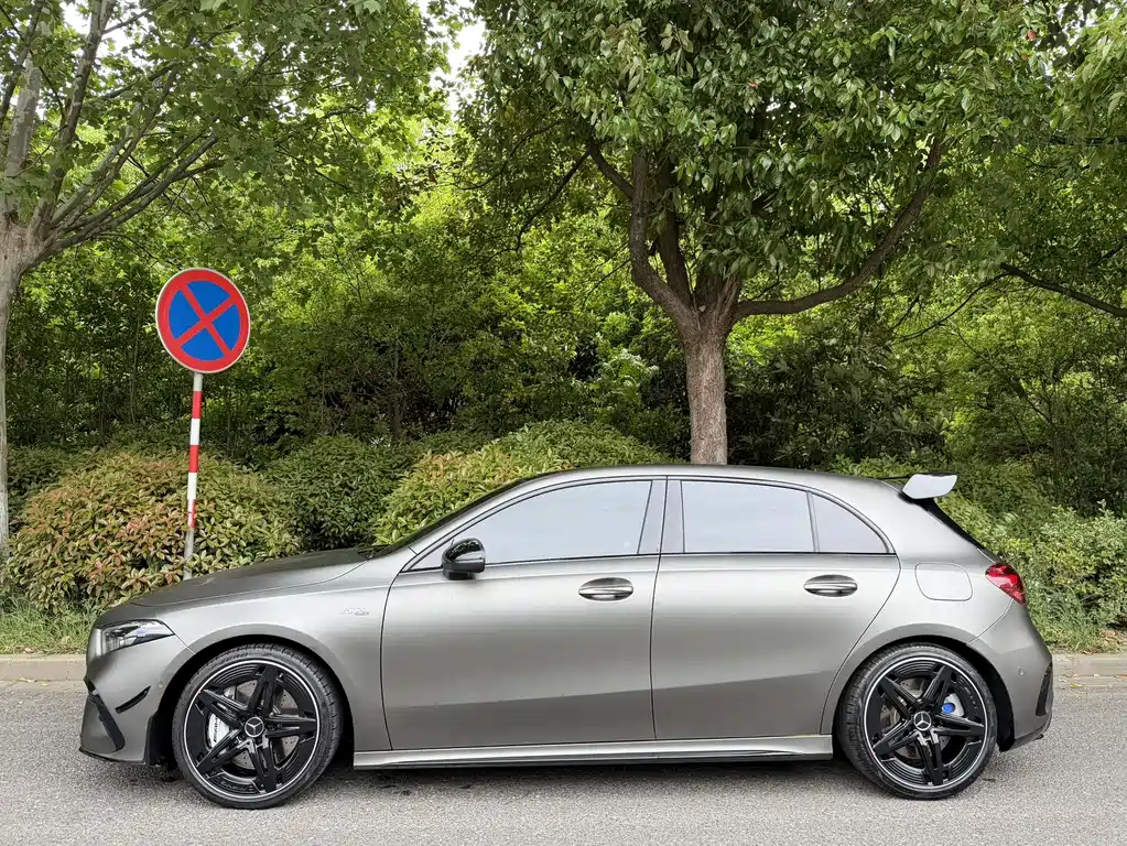 Mercedes-Benz A-Class AMG 2024 — фото 3