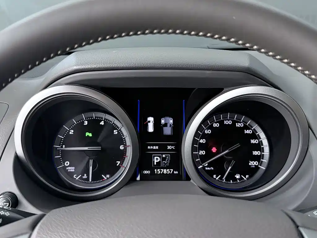 Toyota Prado 2016 — фото 13