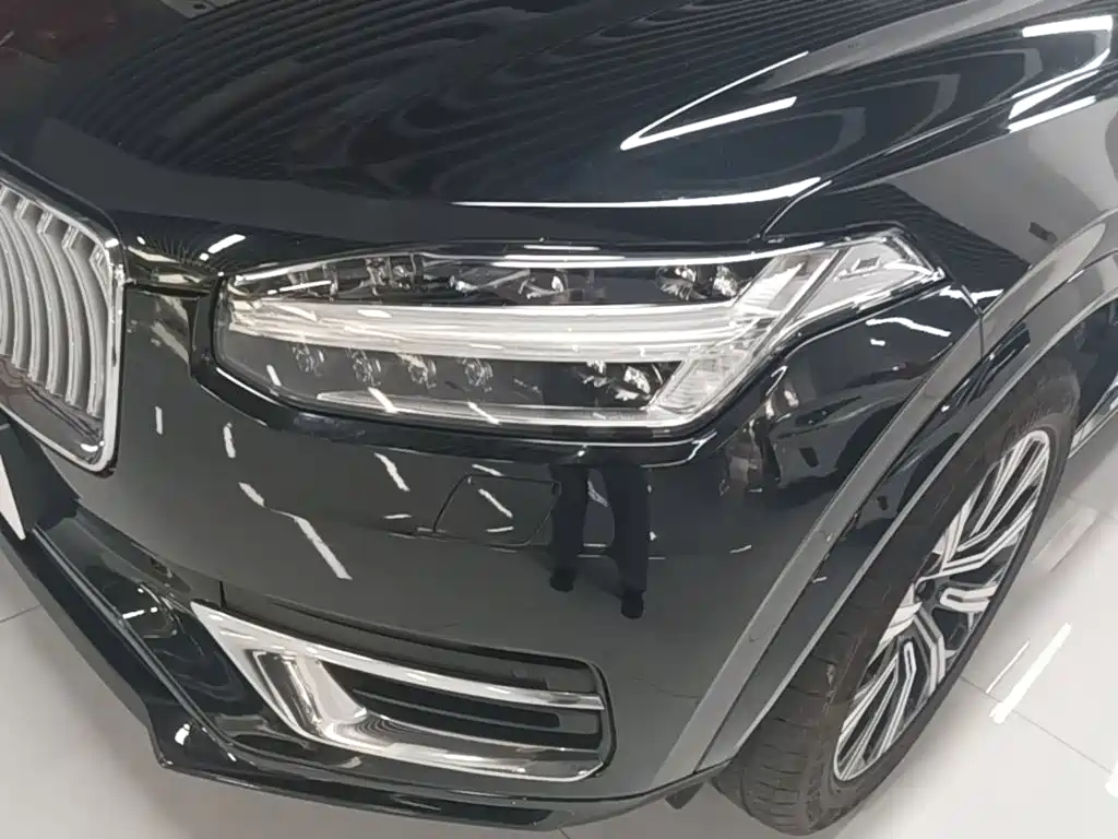 Volvo XC90 2020 — фото 24
