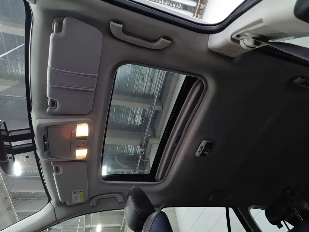 Subaru Outback 2015 — фото 14