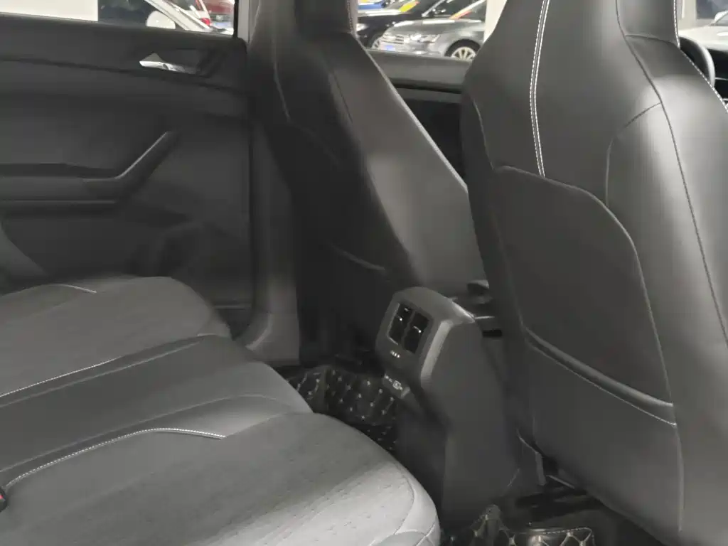 Volkswagen T-Cross 2021