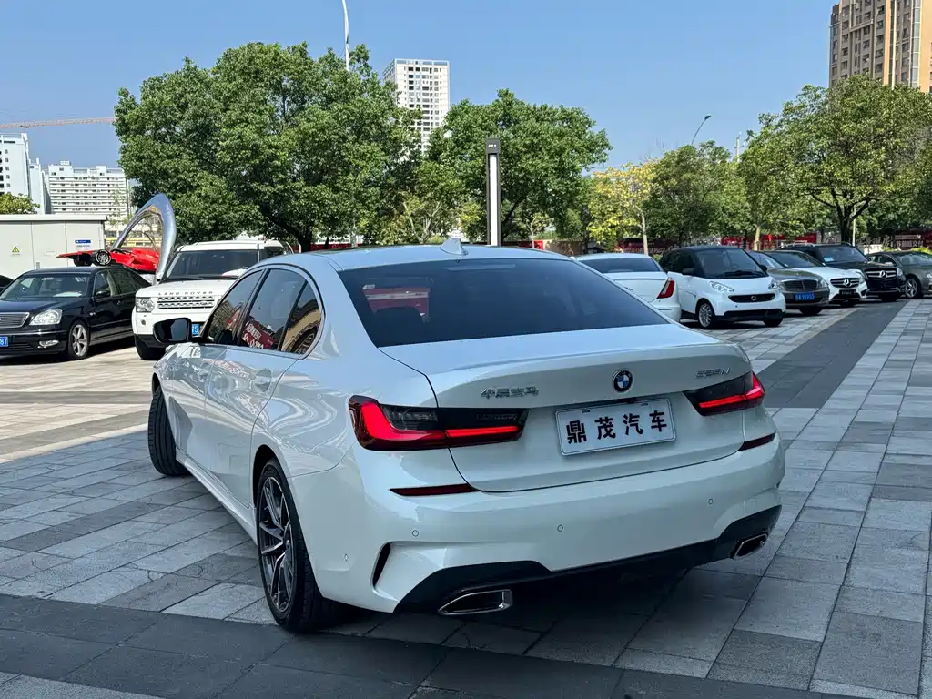 BMW 3 Series 2022
