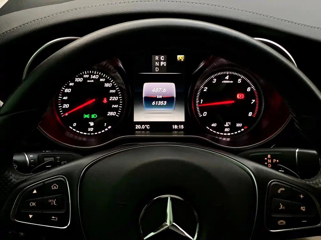 Mercedes-Benz V-Class 2017 — фото 21