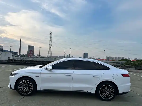 BYD Han 2023