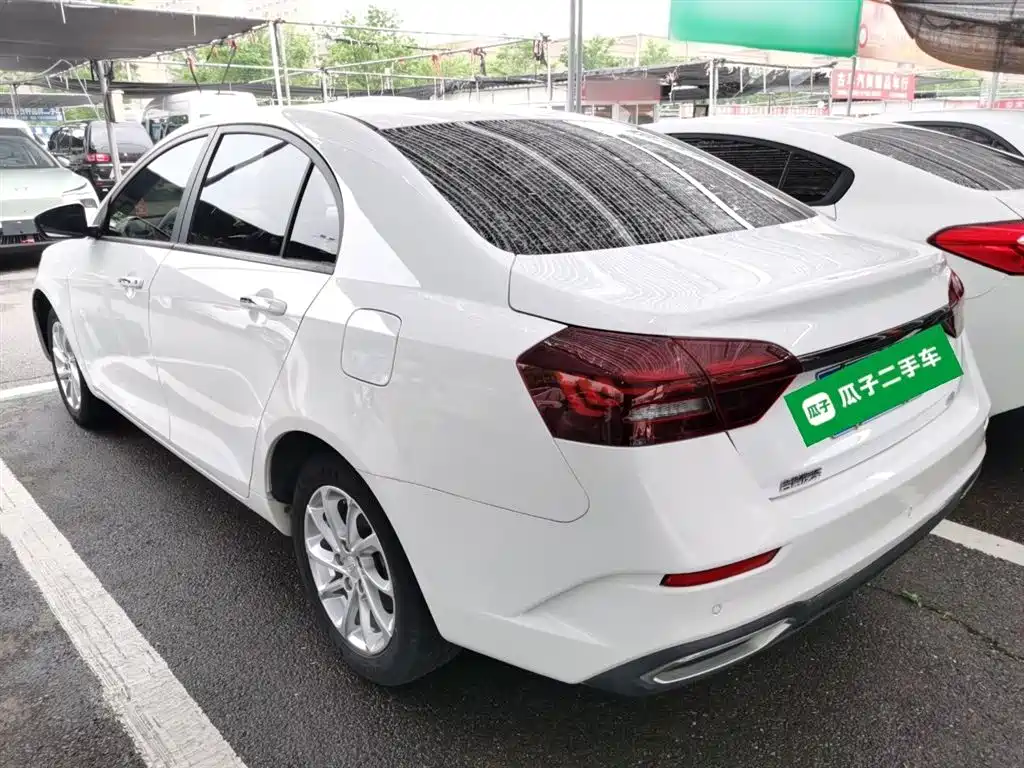 Geely Emgrand 2021 — фото 5