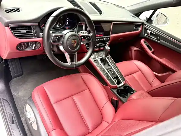 Porsche Macan 2020