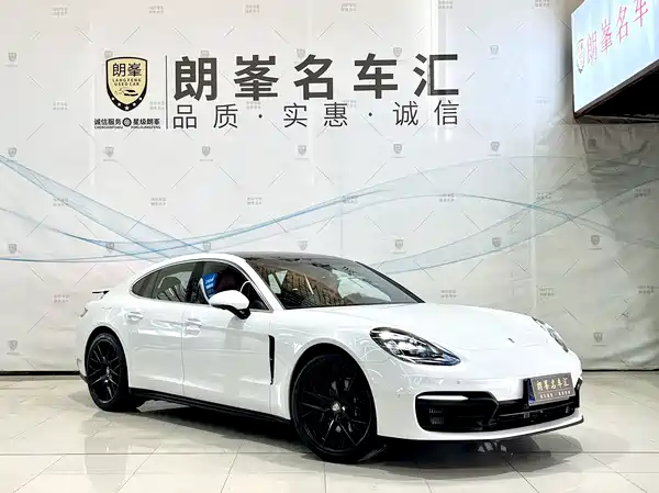 Porsche Panamera 2023