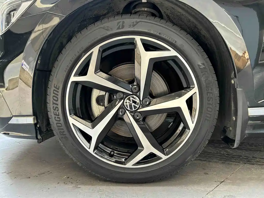 Volkswagen Magotan 2023