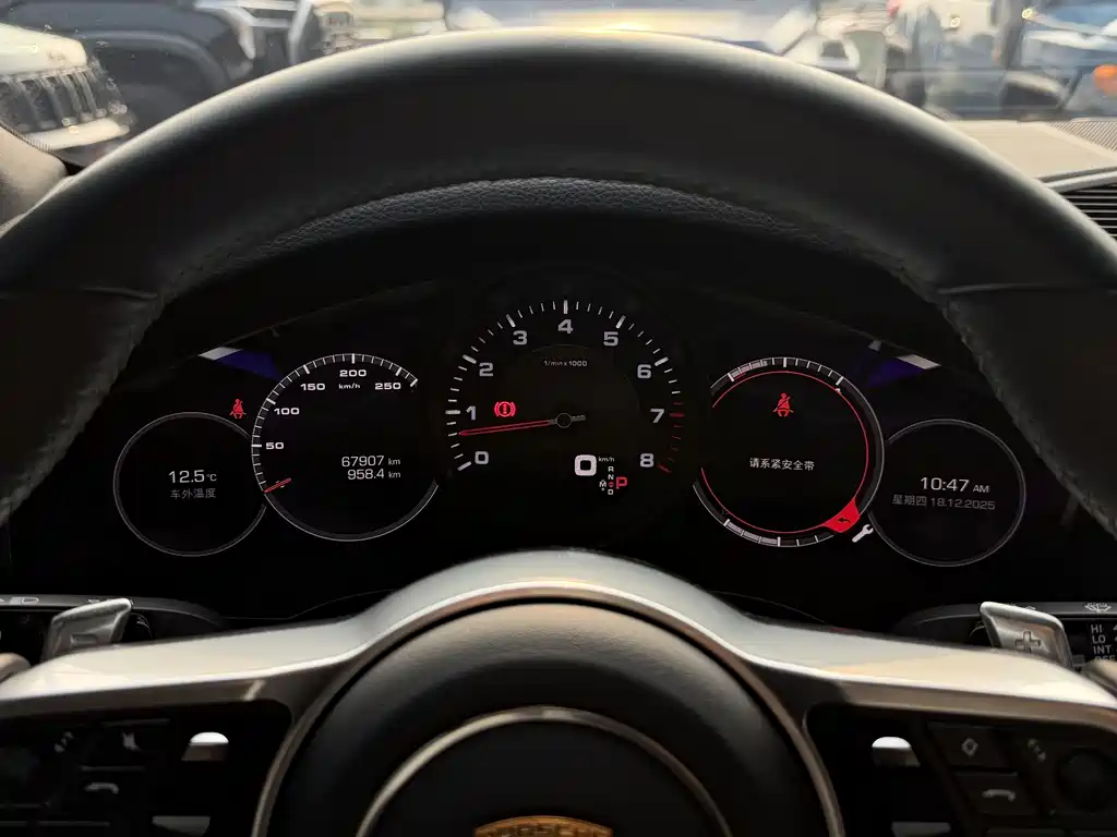 Porsche Cayenne 2021 — фото 17