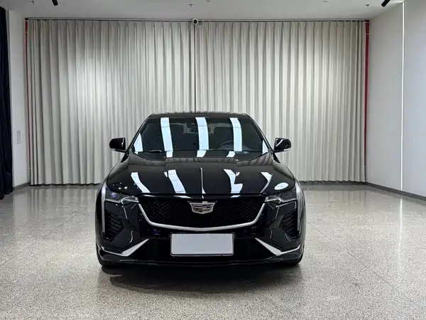 Cadillac CT4 2023