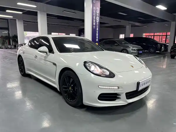 Porsche Panamera 2016
