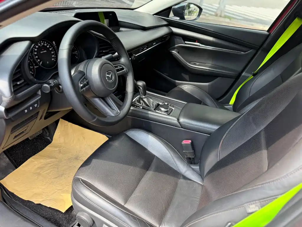 Mazda 3 Axela 2019