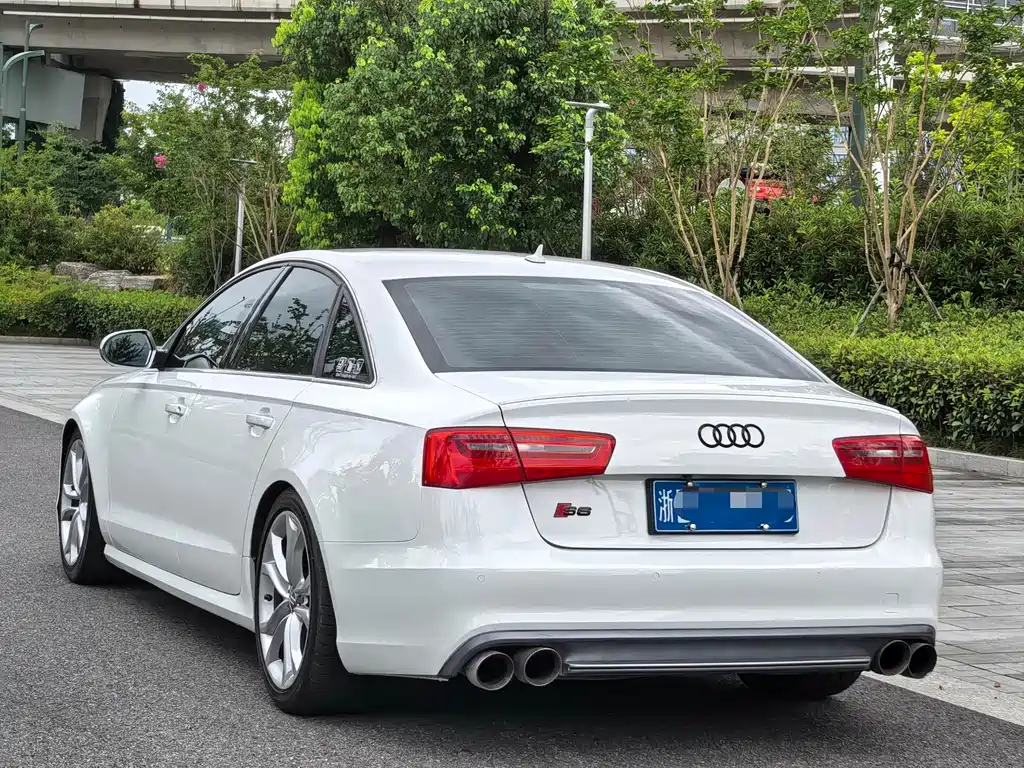 Audi S6 2015 — фото 4