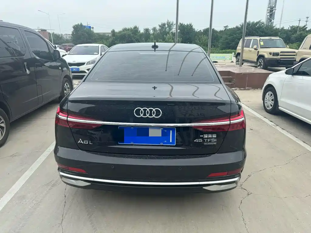 Audi A6L 2023