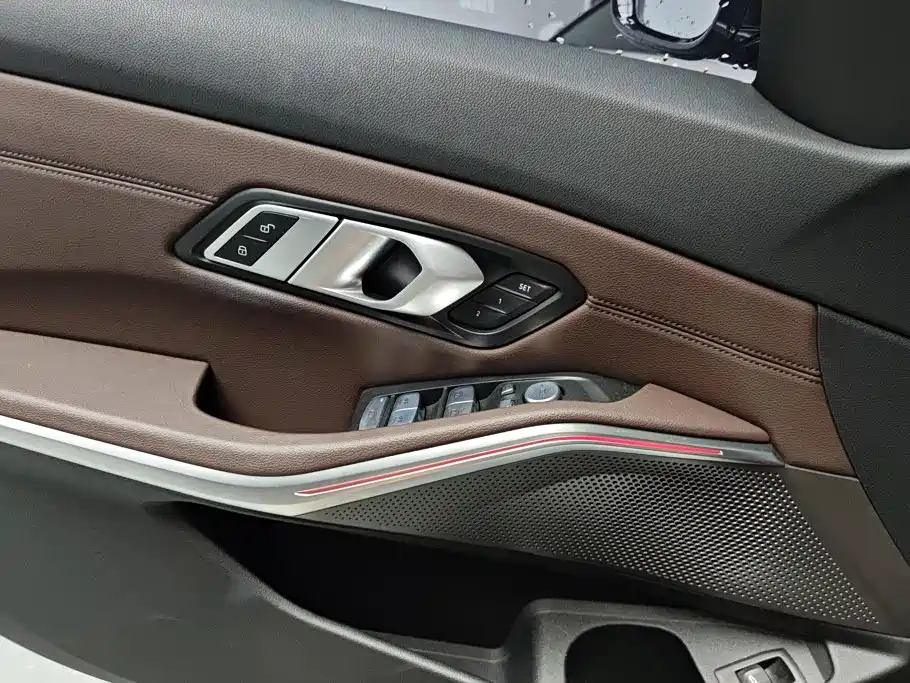 BMW 3 Series 2023