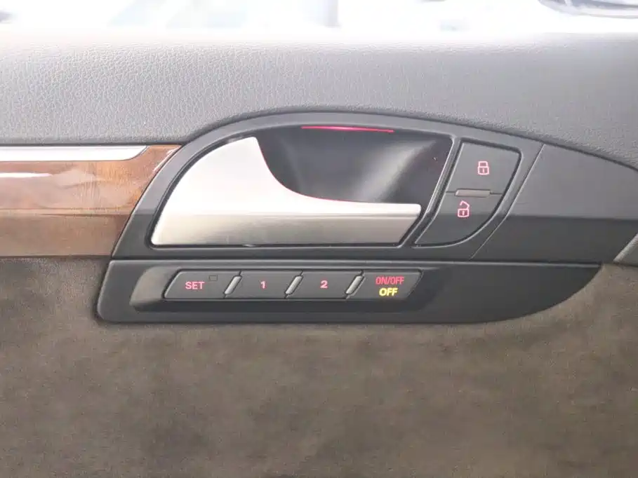 Audi Q7 2015 — фото 13