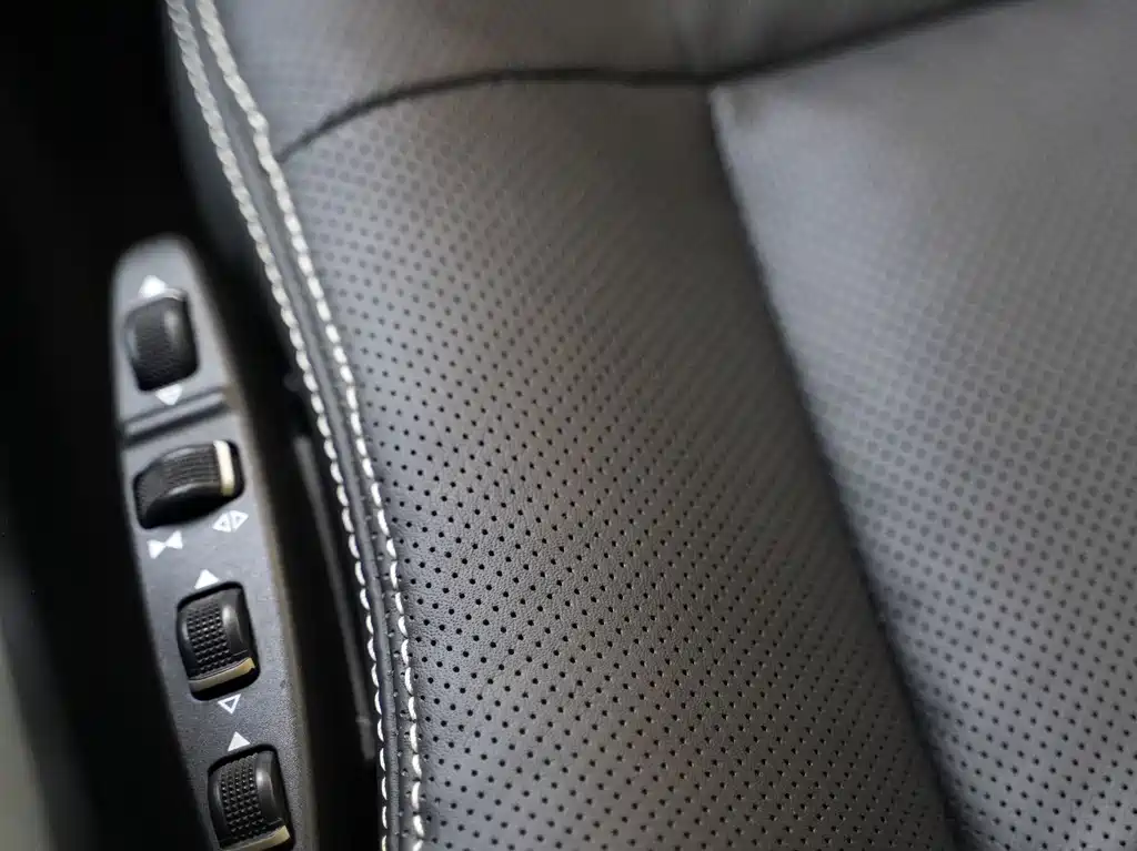 Mercedes-Benz G-Class AMG 2010 — фото 24