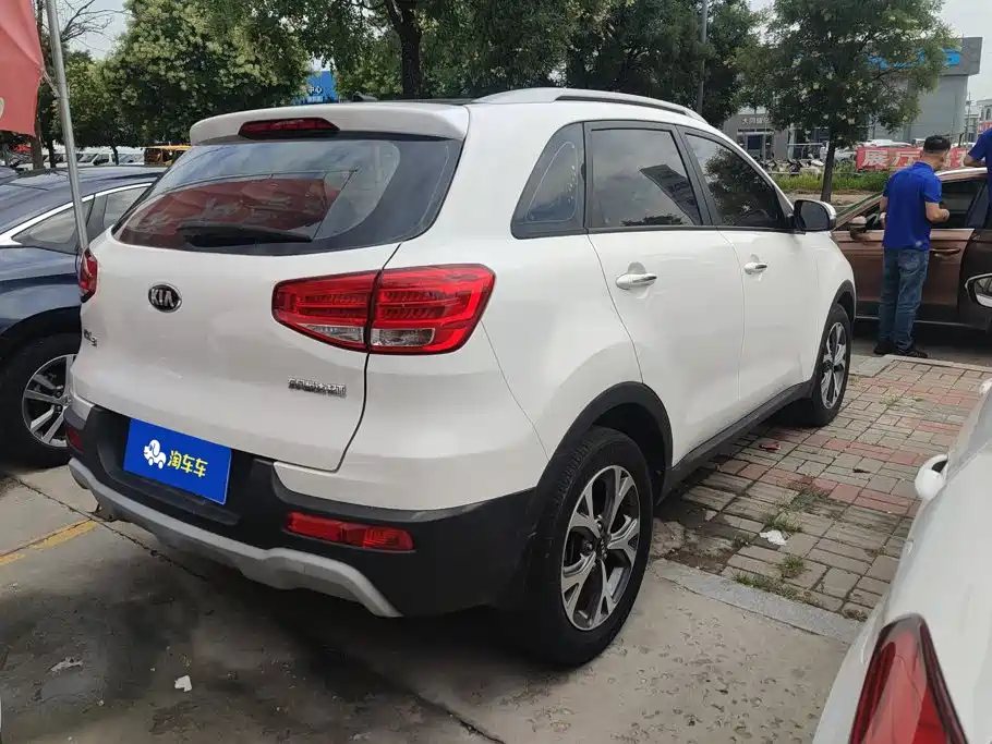 Kia KX3 2018 — фото 3