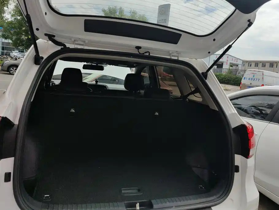 Kia KX3 2018 — фото 4
