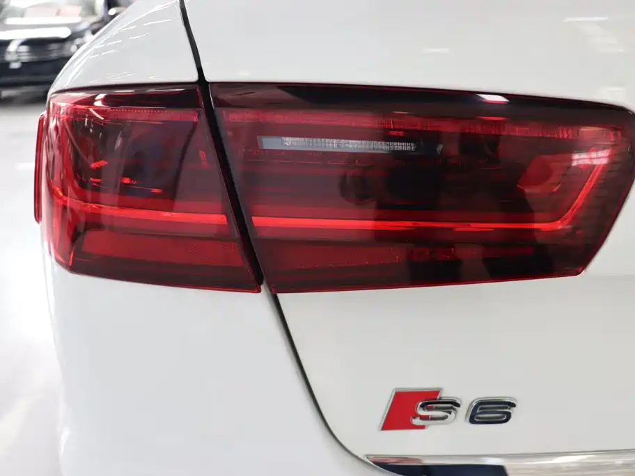Audi A6L 2016 — фото 17