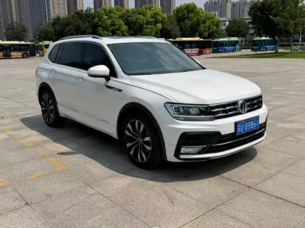 Volkswagen Tiguan L 2021