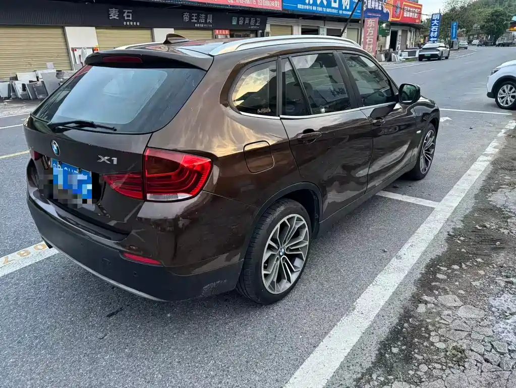 BMW X1 2012 — фото 6