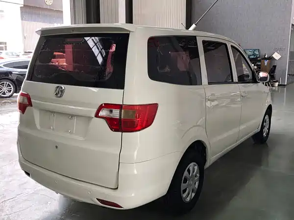 BAIC M20 2017