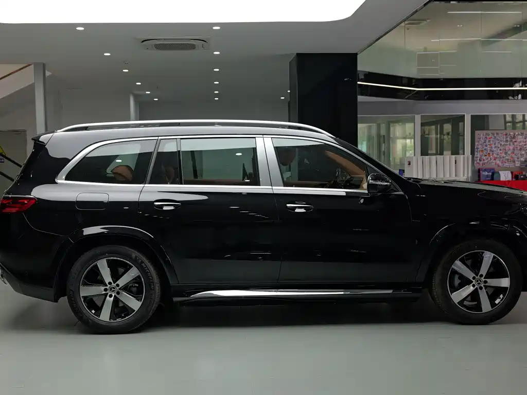Mercedes-Benz GLS — фото 3