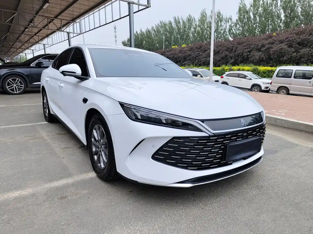 BYD Qin L 2025 — фото 3