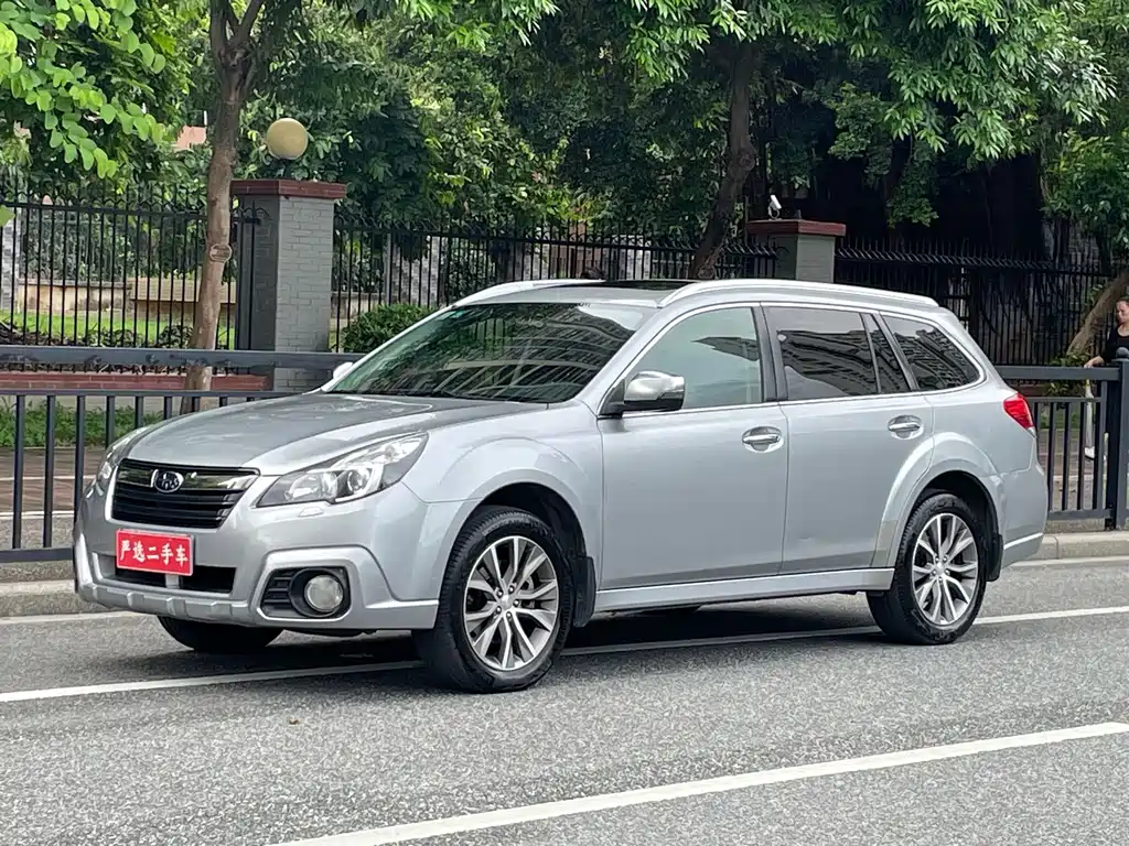 Subaru Outback 2014 — фото 1