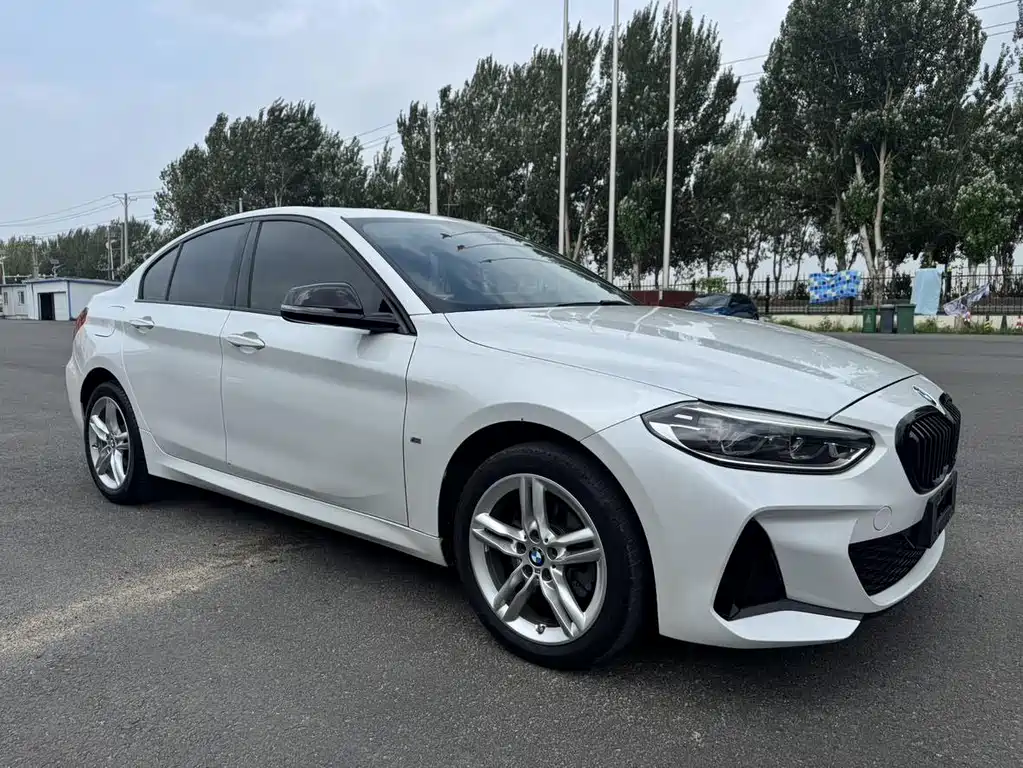 BMW 1 Series 2022