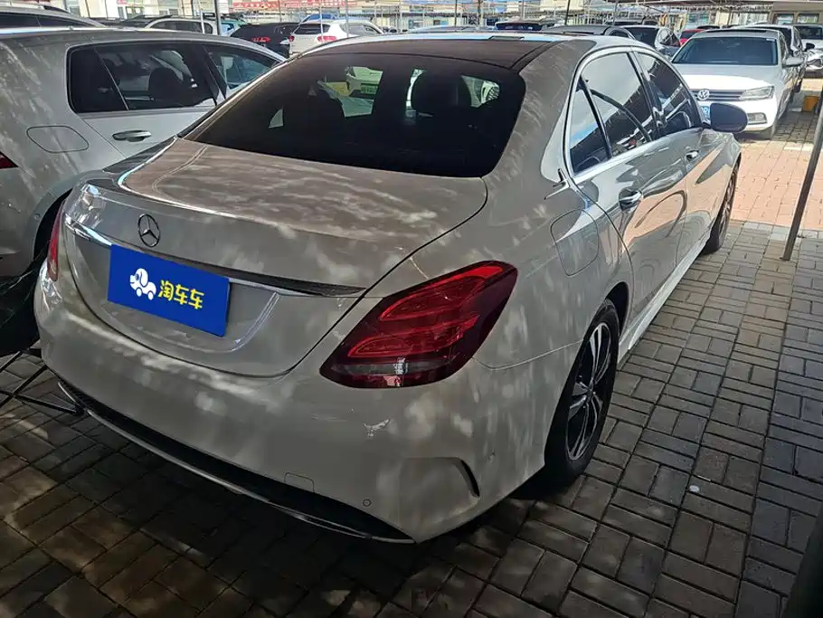 Mercedes-Benz C-Class 2018