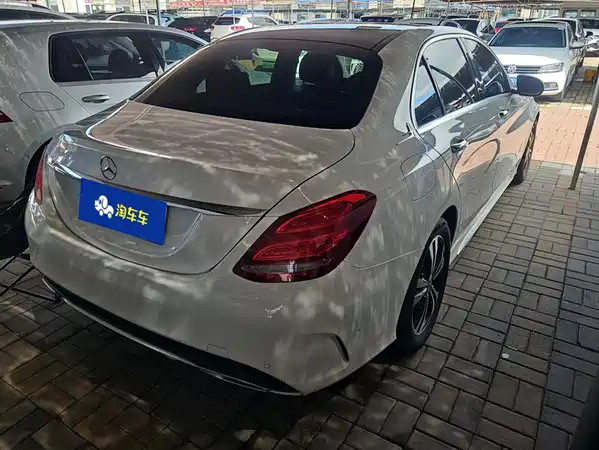 Mercedes-Benz C-Class 2018