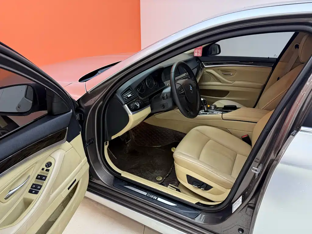 BMW 5 Series 2013 — фото 14