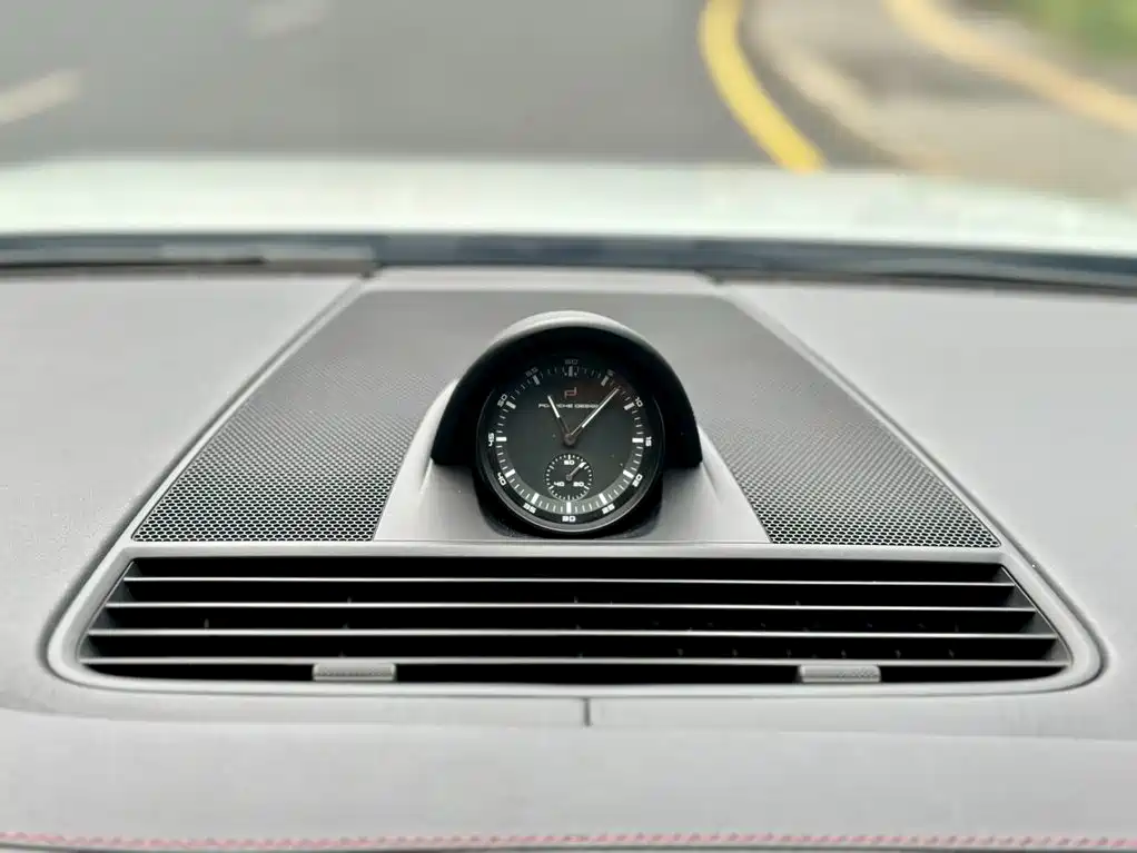Porsche Panamera 2023 — фото 18
