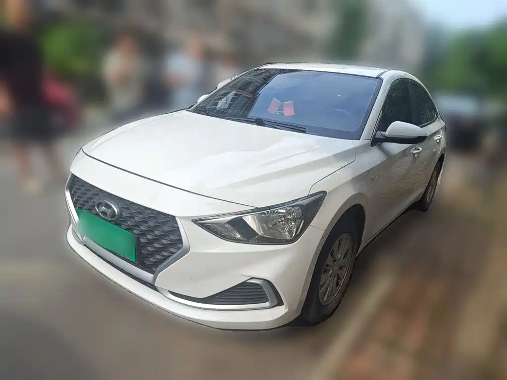 Hyundai Elantra 2020