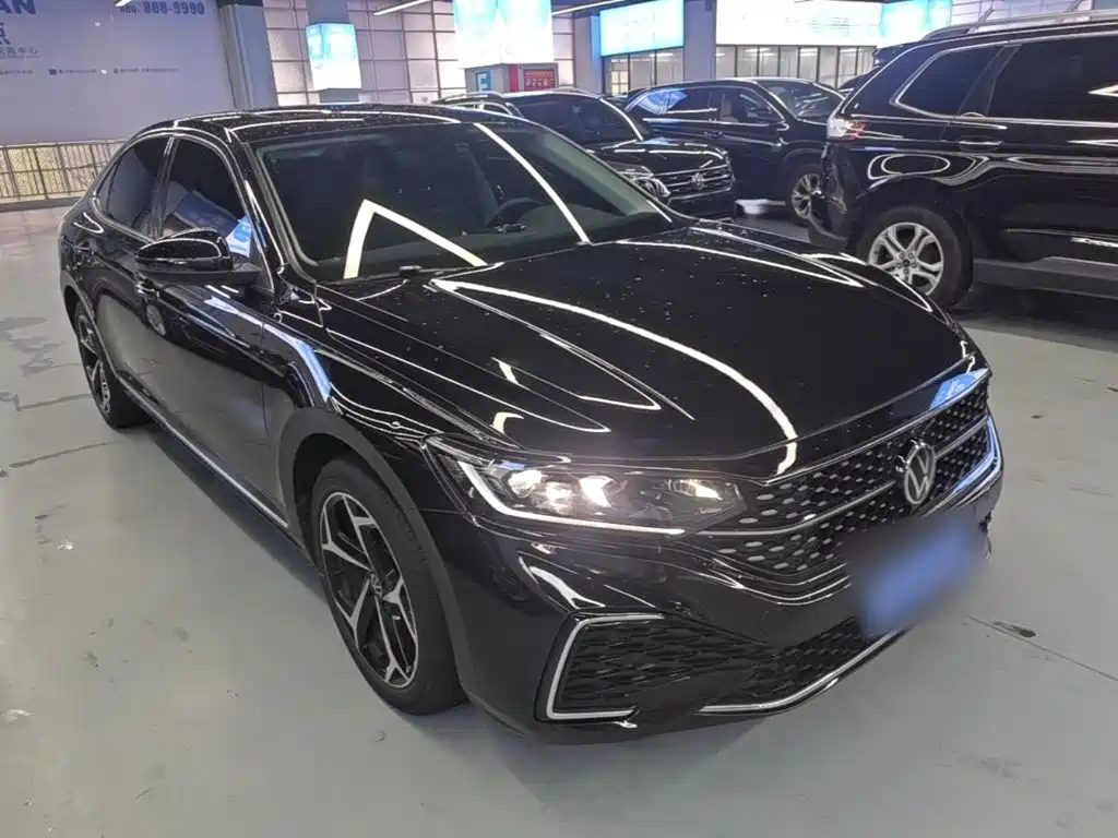 Volkswagen Passat 2024