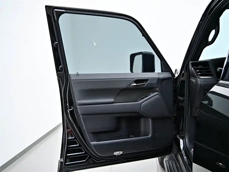 Lexus GX 2025 — фото 17