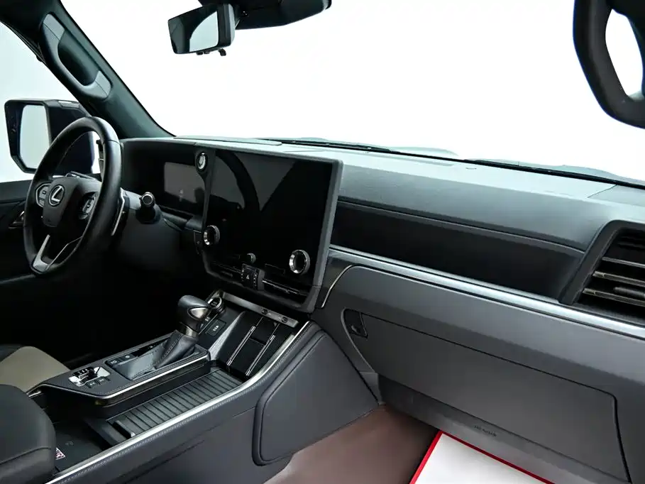 Lexus GX 2025 — фото 16