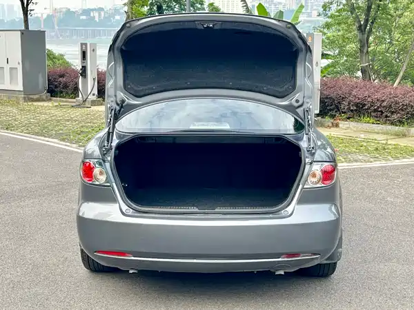 Mazda 6 2011