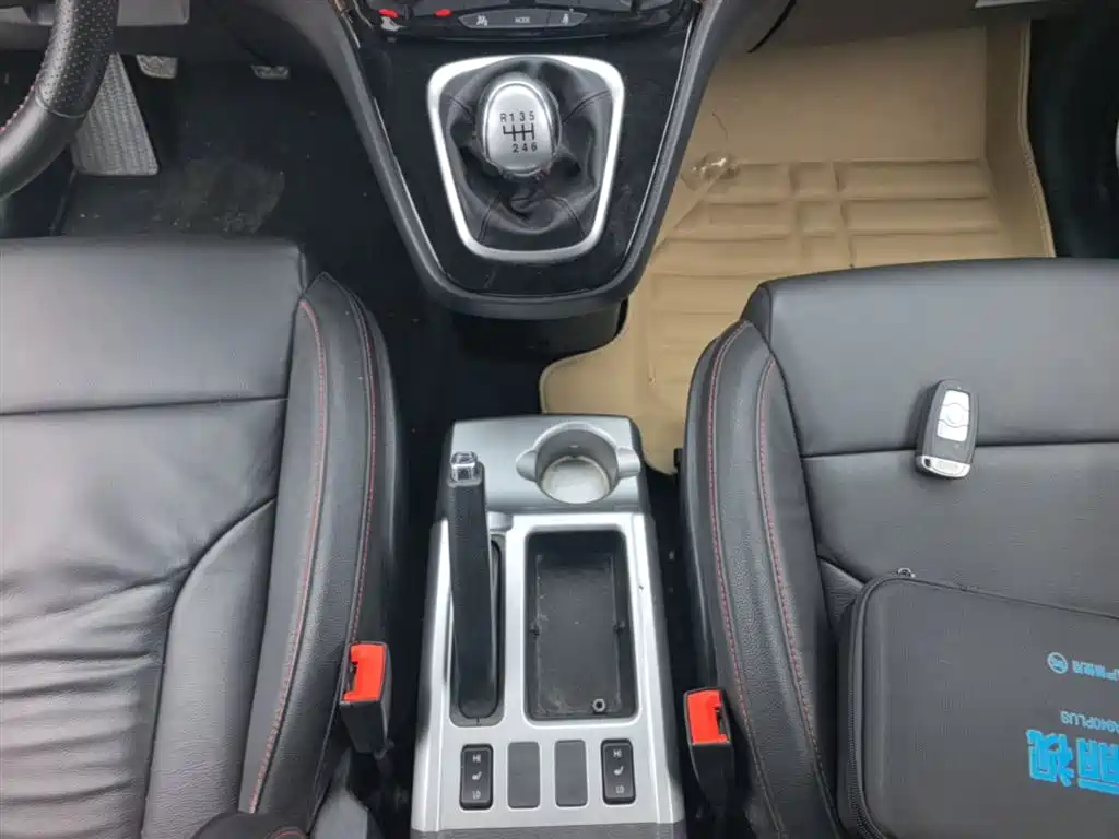 Haval H6 2015 — фото 14
