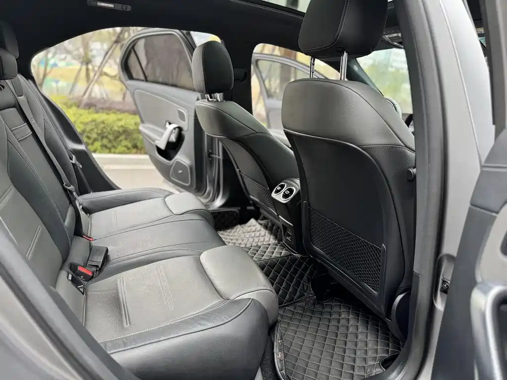 Mercedes-Benz A-Class AMG 2021 — фото 7