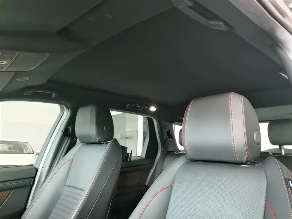 Land Rover Discovery Sport 2022 — фото 18