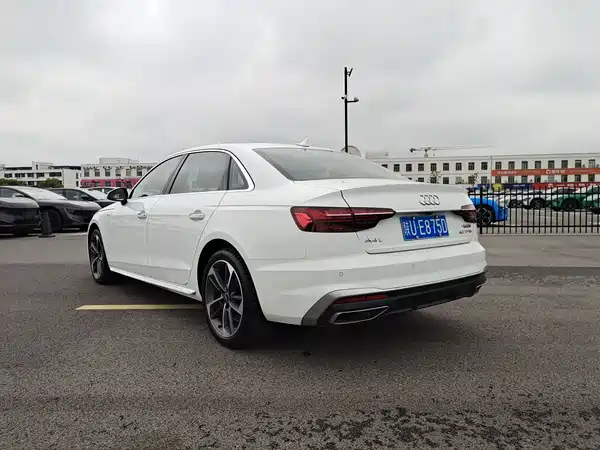 Audi A4L 2024