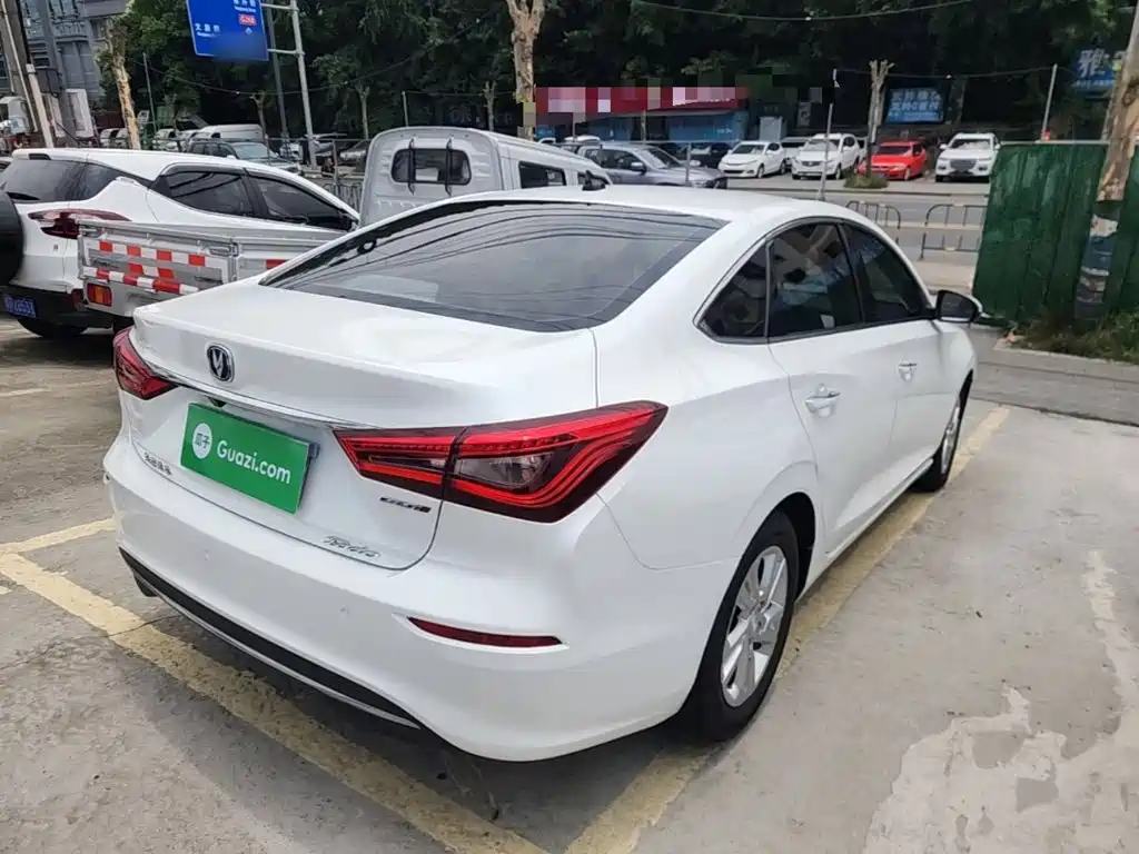 Changan Eado 2019 — фото 7