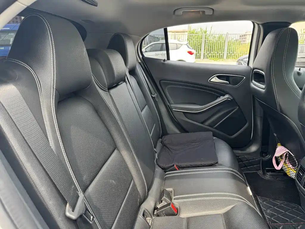 Mercedes-Benz GLA 2018 — фото 13